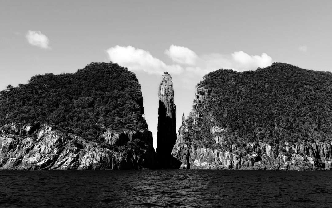 If you want to see Tasmania, see it from the outside.